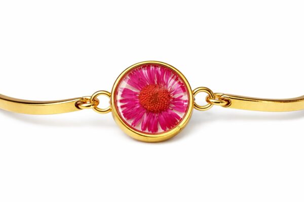 Real Dried Pink Daisy Floral Aesthetic Bracelet for Women | Adjustable Gold Plated Chain (ARB-01)