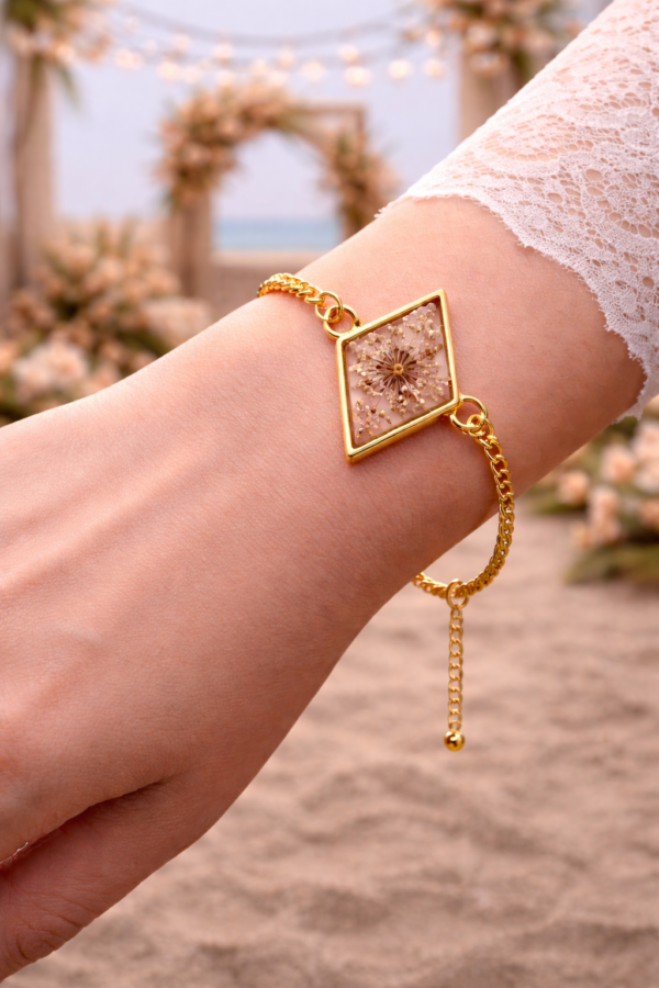 Real Dried Flower Diamond Shape Bracelet for Women | Elegant Luxury Aesthetic Jewelry Gift (ARB-08)